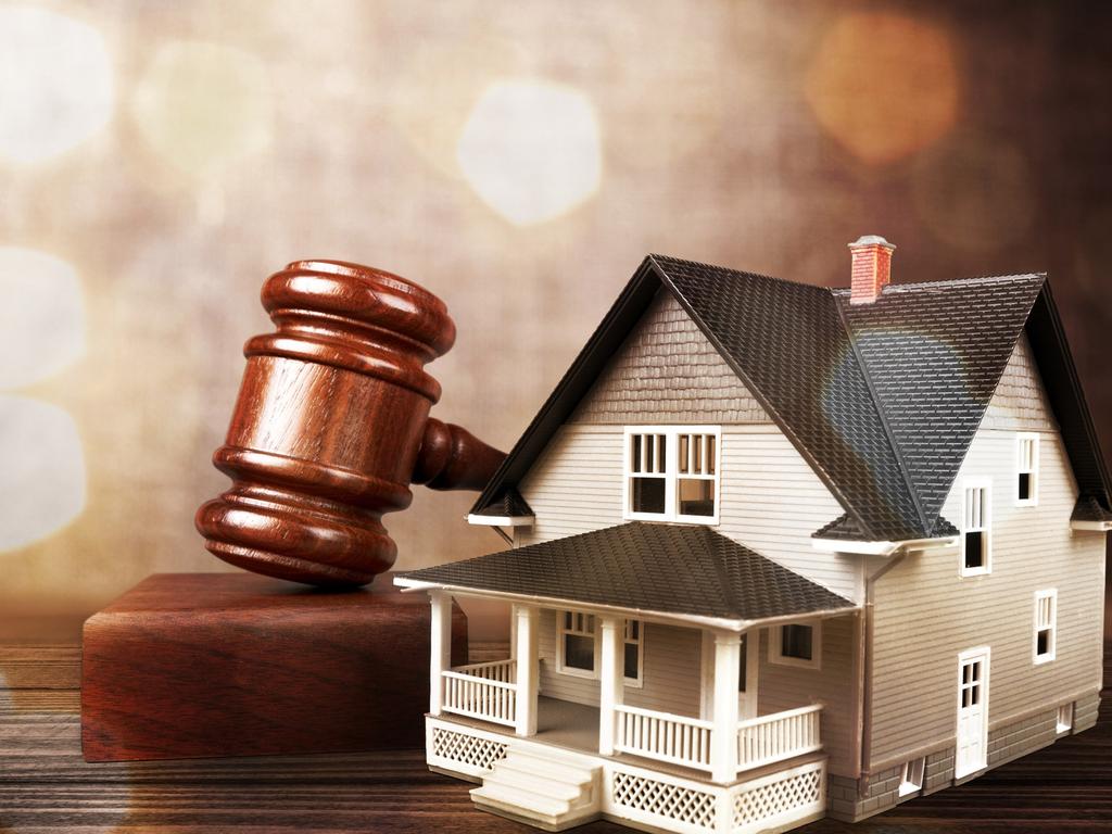 What legalities should I be aware of when selling my house fast for cash?