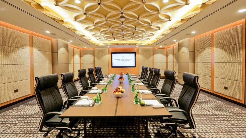 Hotels with meeting rooms
